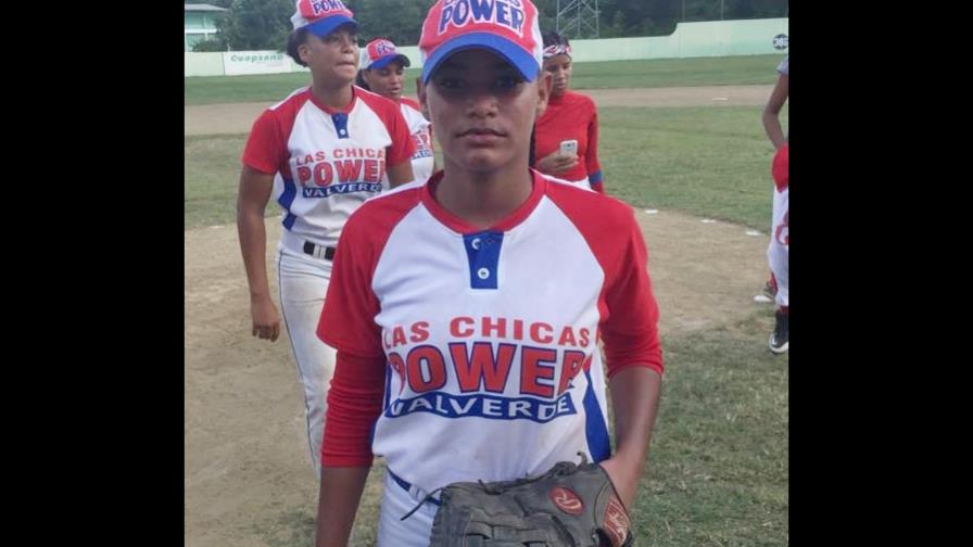 Las Chicas Powers derrotaron a las Nenas de Canó y avanzan a la final del campeonato de béisbol femenino