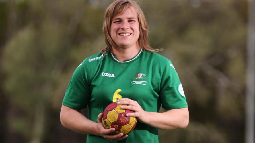 Prohíben a transexual jugar en la liga femenina de fútbol australiano Prohíben a transexual jugar en la liga femenina de fútbol australiano