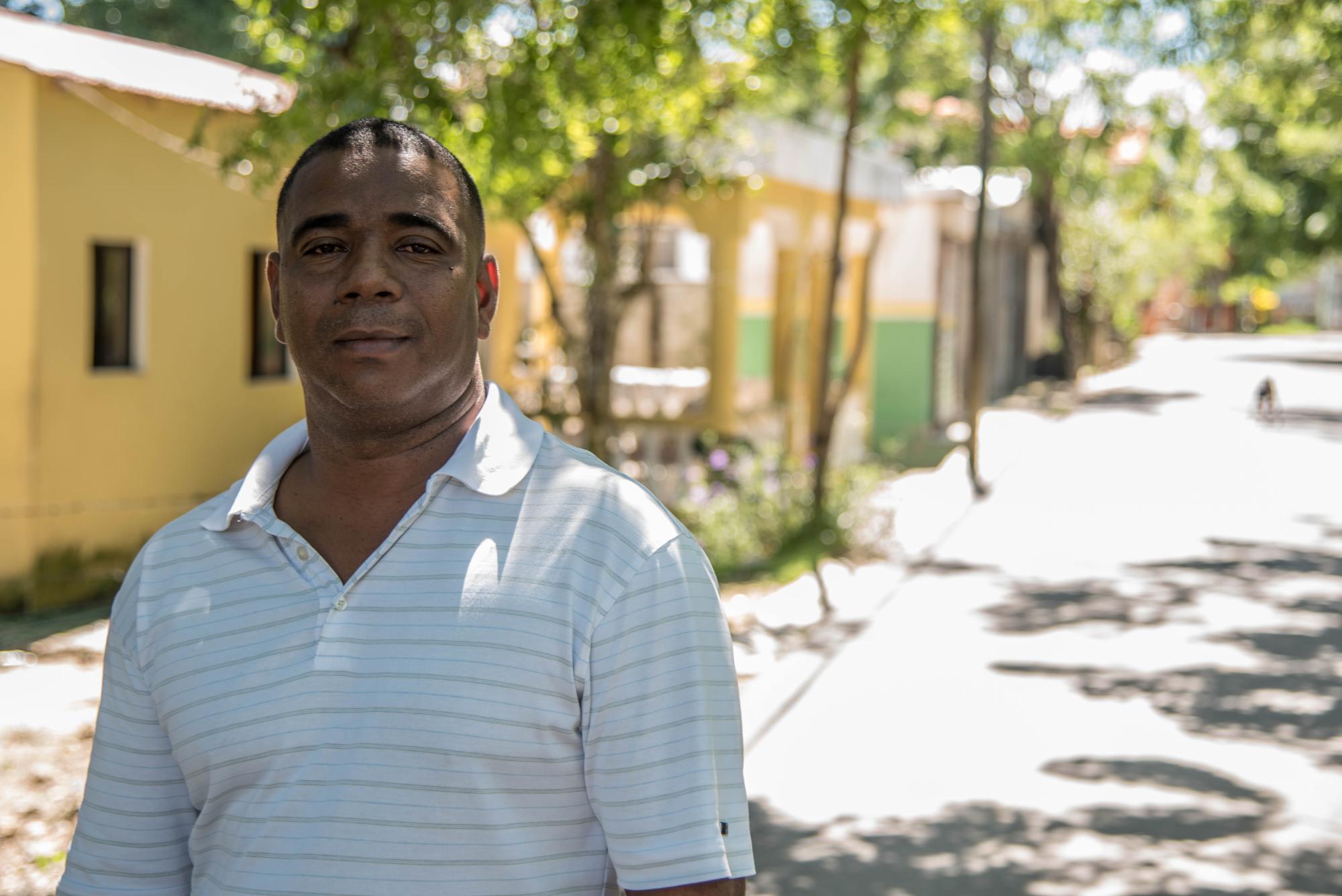 Fabio Mella, residente en Jardín Deportivo, Cabarete.