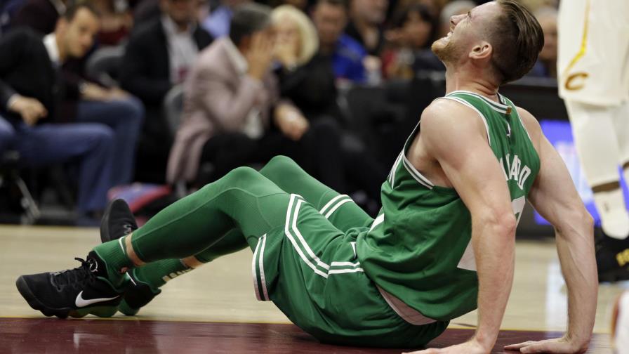 VÍDEO: Los Celtics pierden a Hayward por fractura en duelo inaugural 