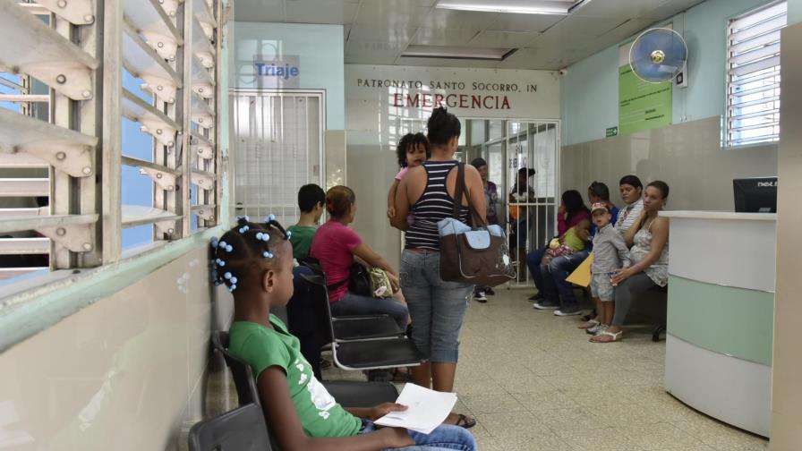 Huelga médica impacta más consultas y cirugías en hospitales del país