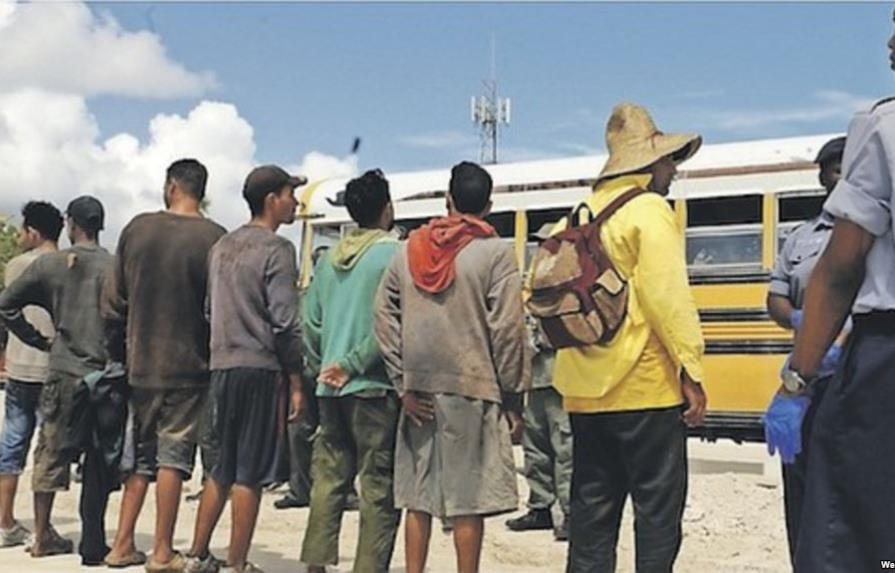 El Gobierno de Bahamas busca financiación para expulsar a inmigrantes