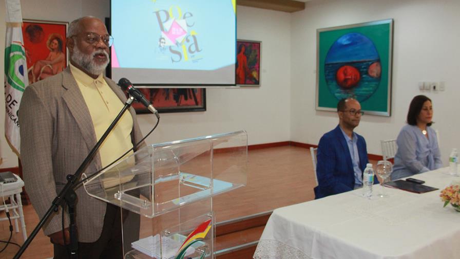Cultura anuncia celebración del 4to Festival Internacional de Poesía 
