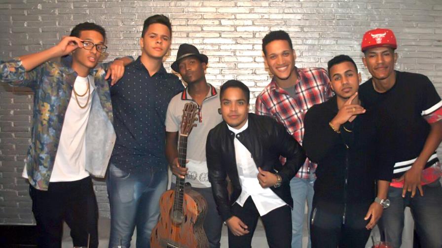 Presentan ganadores de competencia ViralRepublic.com 