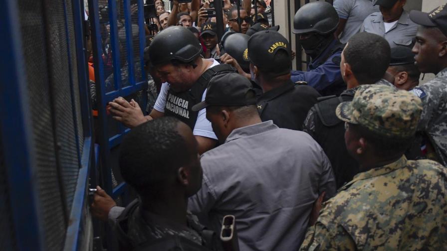 Dictan año de coerción para tres de los imputados por el asesinato de Yuniol