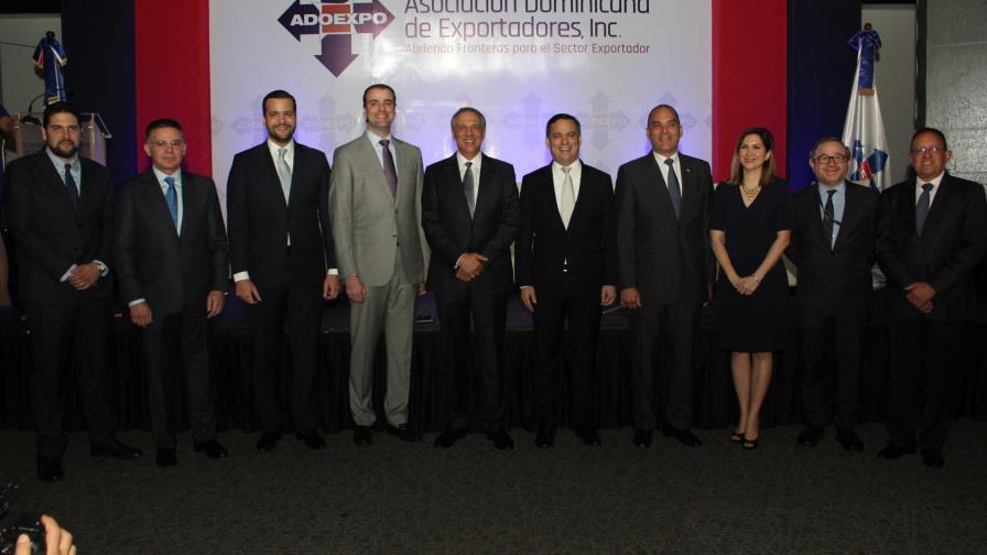 Alianza pública-privada se enfoca en el sector exportador dominicano Alianza pública-privada se enfoca en el sector exportador dominicano
