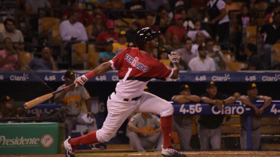 Mayers y Castro se combinan para triunfo de Leones sobre Águilas