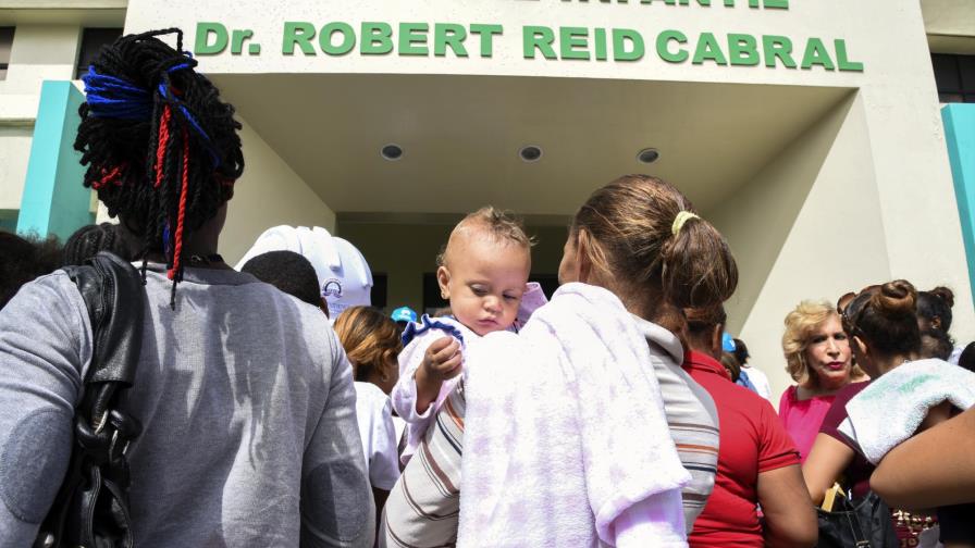 Pacientes vuelven a hospitales, y el Colegio Médico convoca a otra huelga 