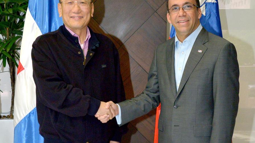 República Dominicana y Taiwán coordinan proyectos de aulas móviles e intercambios estudiantiles