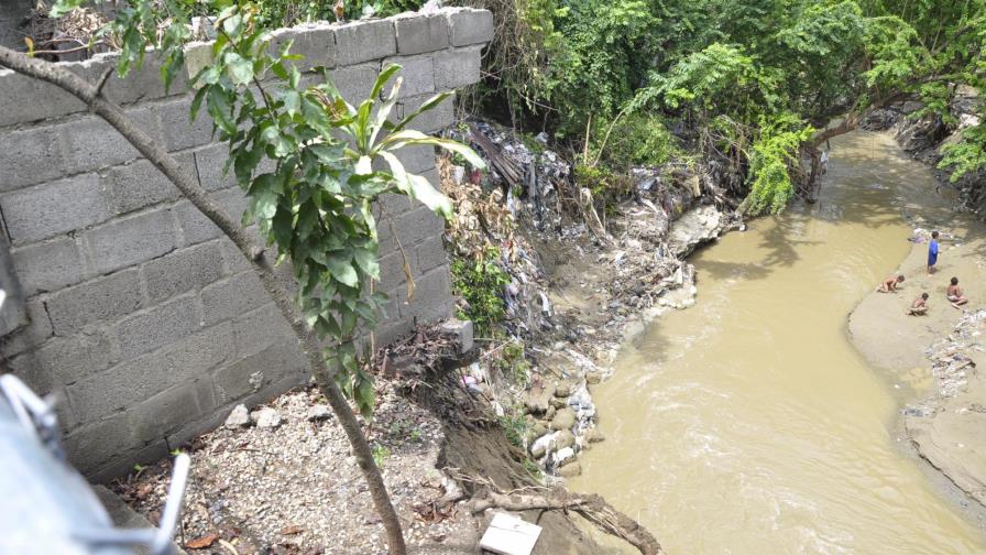 Decenas de viviendas a punto de colapsar en el ensanche Román de Santiago Decenas de viviendas a punto de colapsar en el ensanche Román de Santiago