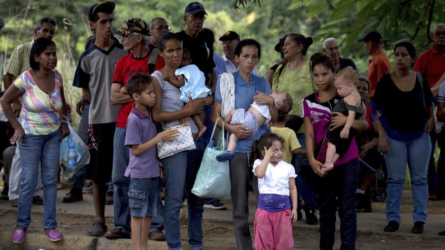 Venezolanos necesitan medio sueldo mínimo para alimentar a su familia un día