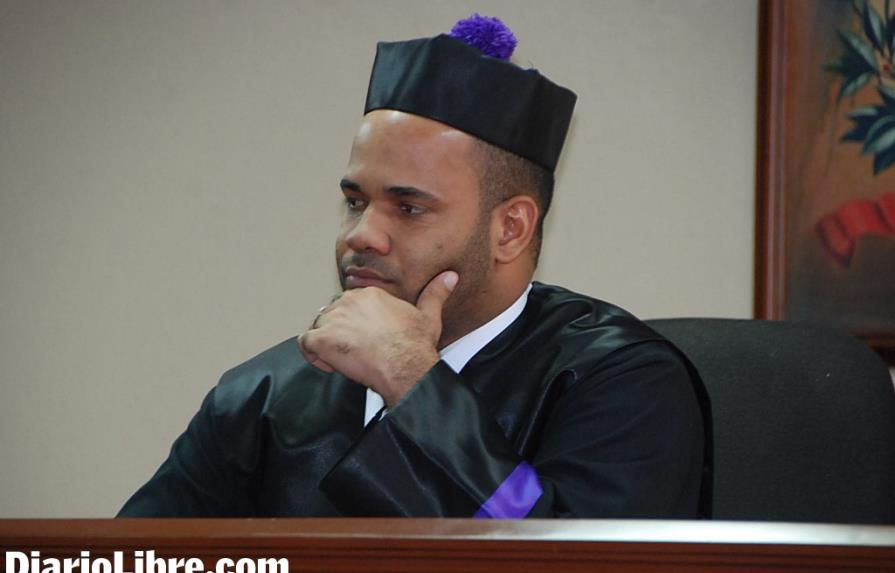 Juez que ordenó traslado Quirinito dispuso prisión domiciliaria a sicaria de hijo de exsenador