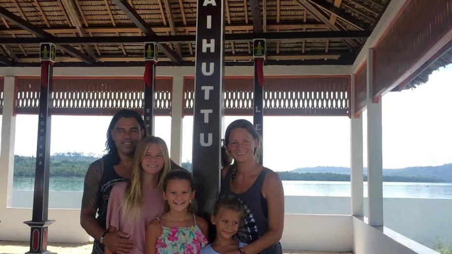 La familia que lo invirtió todo en “bitcoins” para vivir en un camping