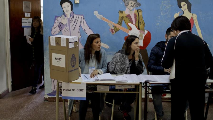 Argentina acude a las urnas agitada por el caso Maldonado 