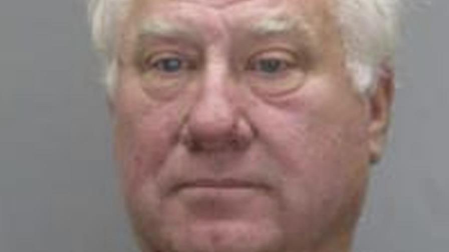 Exjugador de Grandes Ligas y analista de TV fue acusado de agresión física