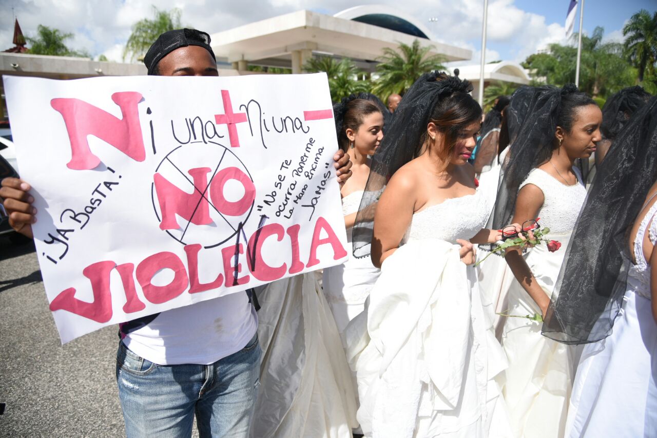 Vista de las manifestantes en la “Marcha de las Novias”.