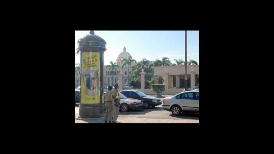 Una misteriosa visita al Palacio Nacional