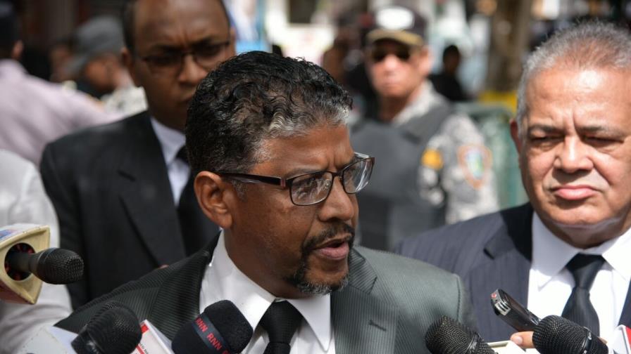 Tras incidente, jueza divide en dos procesos acusaciones contra empresario Eddy Santana