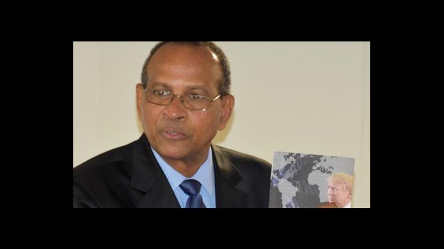 Kuczynski recibe las credenciales de embajador de República Dominicana en Perú