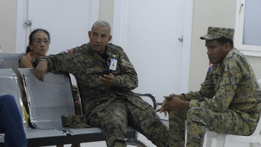 Reabren oficina de sindicato de enfermería en Santiago tras ser militarizada 