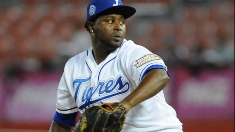 Asencio a un respiro del récord salvados