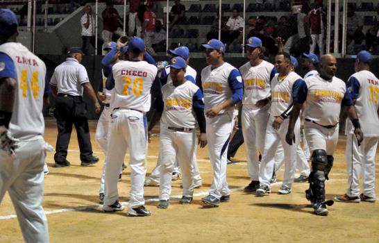 La Cementera ganó medio millón de pesos en obras en torneo de sóftbol