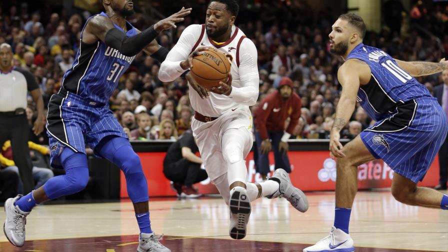 Wade es baja por los Cavs por lesión de rodilla 