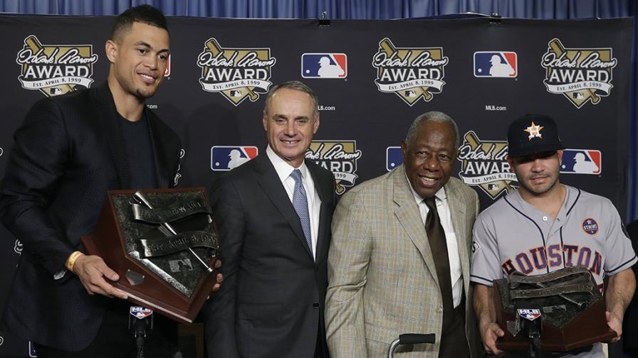 VIDEO: Altuve y Stanton son los ganadores del Premio Hank Aaron