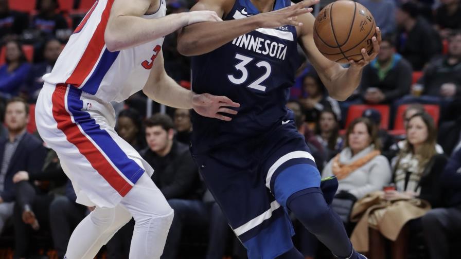 Los Pistons muestran su poderío en casa ante Towns y los Timberwolves