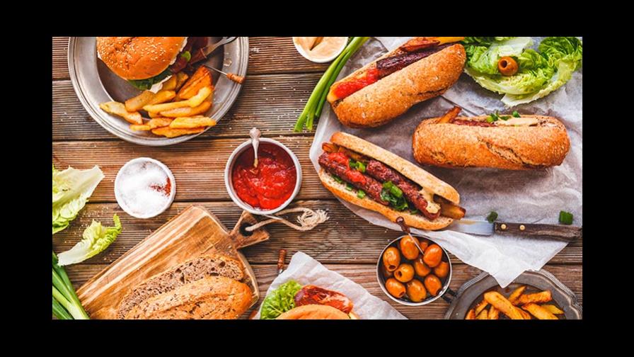 ¿La comida rápida causa enfermedades    del corazón?