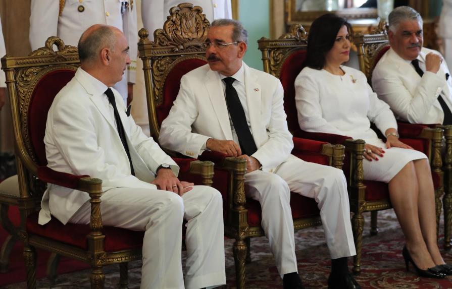 Danilo Medina: “Yo hablo”; Margarita dice que es inteligente administrar el silencio