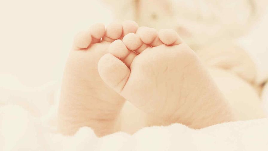 Bebé necesita ayuda para un trasplante de hígado