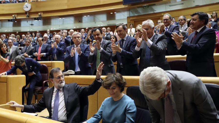 El Senado español aprueba medidas para recuperar la legalidad en Cataluña