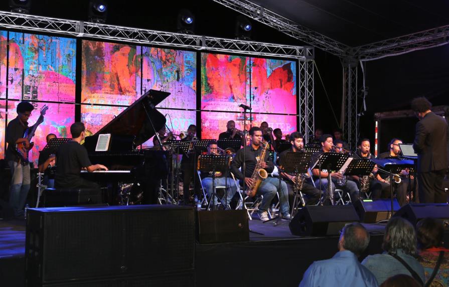 La Plaza España sirve de escenario al DR Jazz Festival 