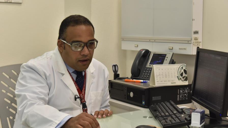 ACV, cuando la sangre deja de fluir y las arterias se enferman y atacan al cerebro ACV, cuando la sangre deja de fluir y las arterias se enferman y atacan al cerebro