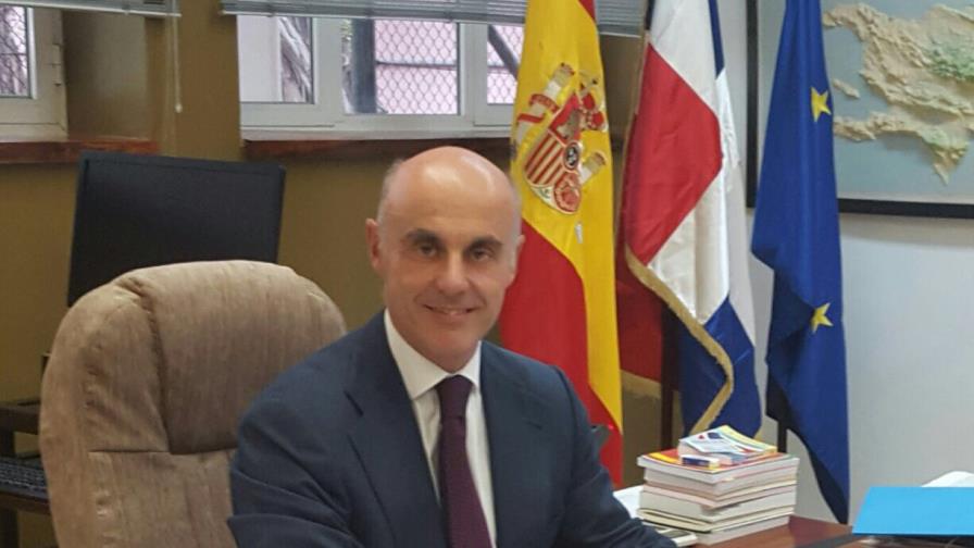 Exembajador de España en RD, Alejandro Abellán, es nombrado embajador en Perú