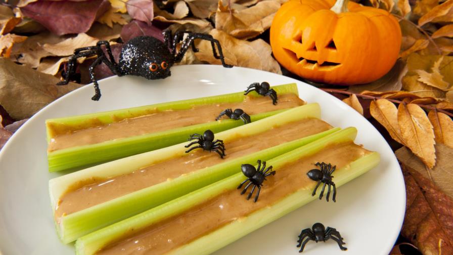 Festeja sanamente en Halloween Festeja sanamente en Halloween