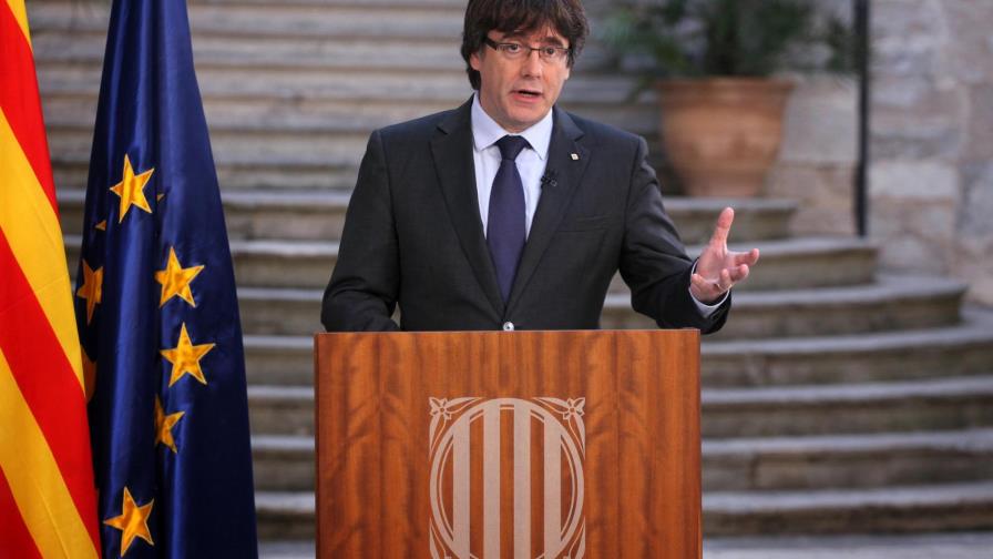 Puigdemont pide a catalanes una “oposición democrática” al Gobierno español