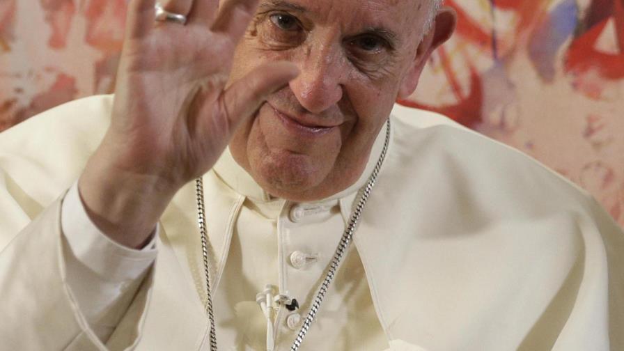 Papa critica “las lógicas nacionales” que ponen en riesgo el sueño de Europa 