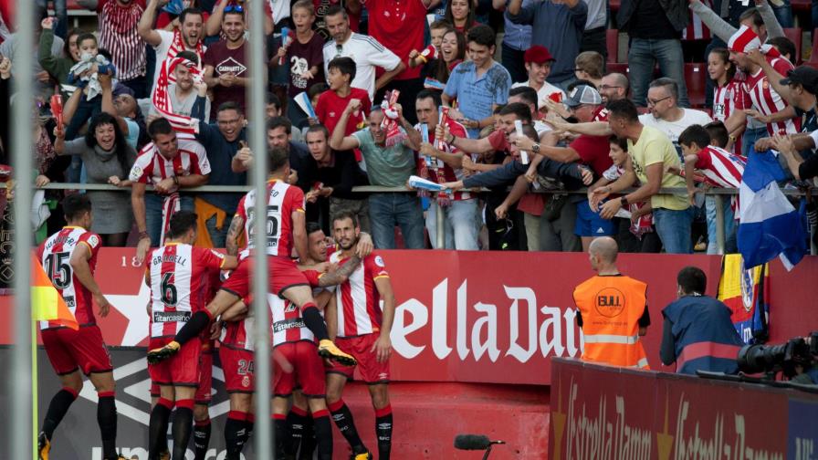Victoria histórica del Girona (2-1) que deja el Madrid a ocho puntos del líder