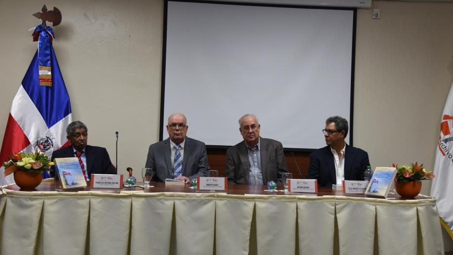  Este martes continúa la Cuarta Feria del Libro de Historia Dominicana