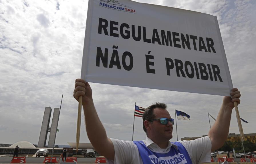 Senado brasileño aprueba proyecto que regula Uber pero quita puntos polémicos