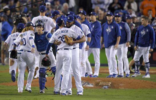 Los Dodgers sobreviven y extienden la Serie Mundial al séptimo y decisivo juego