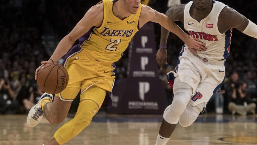 Randle, Ball y Lakers aplastan a Pistons 
