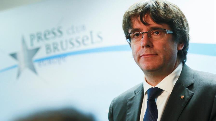 Puigdemont no acudirá mañana a la cita con la Justicia española por rebelión Puigdemont no acudirá mañana a la cita con la Justicia española por rebelión