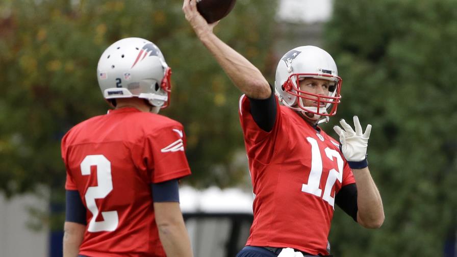 Los Patriots fichan al quarterback Brian Hoyer 