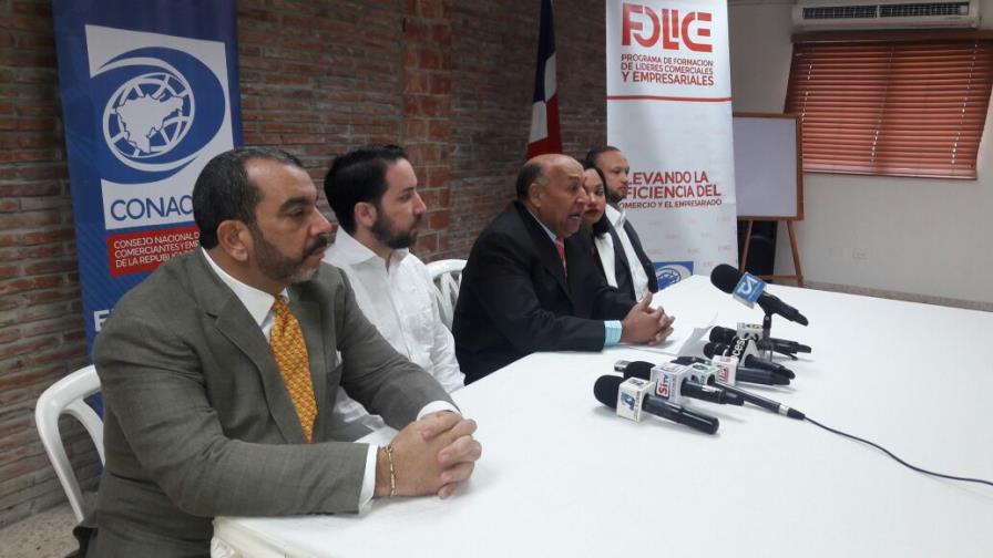 El 35% de los comercios en el gran Santo Domingo y San Cristóbal han sido víctimas de robos y asaltos 