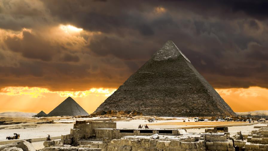 La física de partículas saca a la luz nueva cámara en la pirámide de Keops La física de partículas saca a la luz nueva cámara en la pirámide de Keops