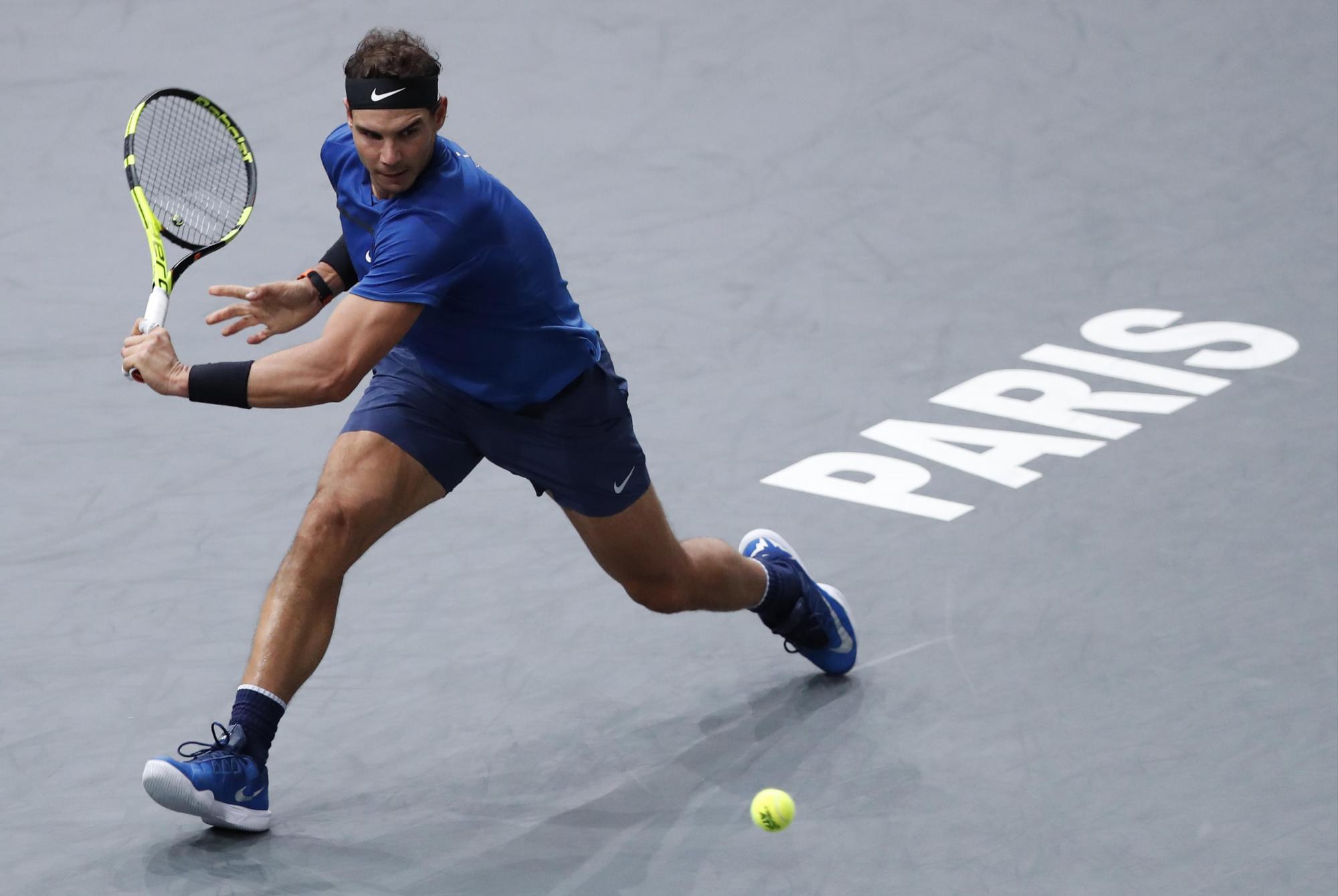 El tenista español Rafael Nadal sufrió una lesión en la rodilla derecha que lo obliga a retirarse del Másters 1000 de Basilea. Ya finalizó la temporada del 2017 como Número Uno del Mundo.