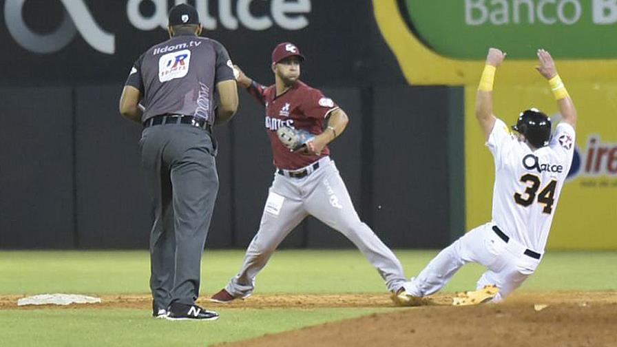 Las Águilas dejan en el terreno a los Gigantes 